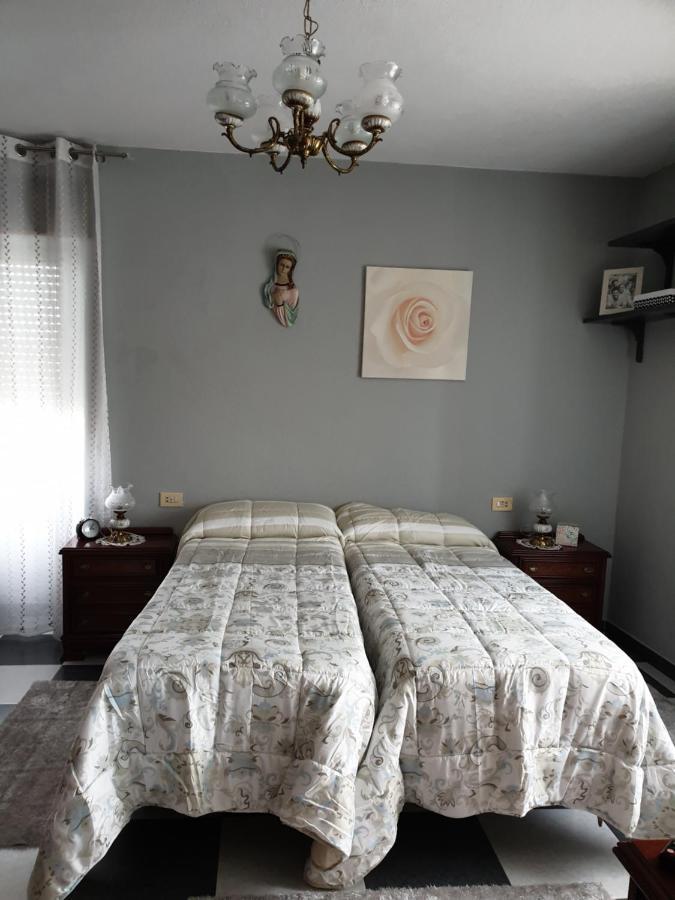 Anamar Villa Луго Екстериор снимка